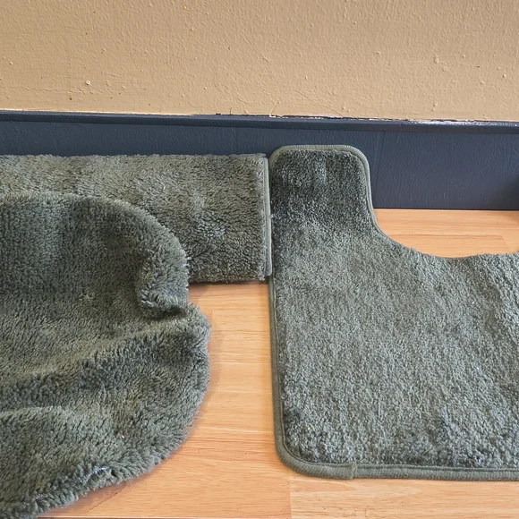 Green Bathroom Rug Set - Picture 1 of 3